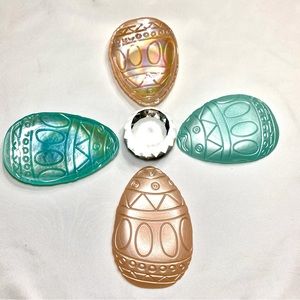 Set of 4 Plates Easter Egg Plates Akcam Hand Made in Turkey Green and Pink